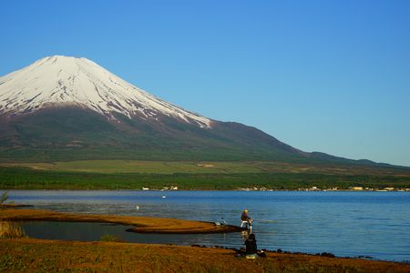 富士山・釣り人・カメラ女子