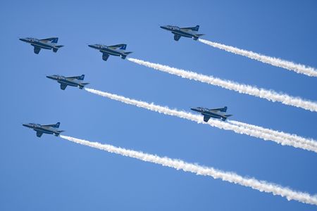 ブルーインパルス編隊飛行