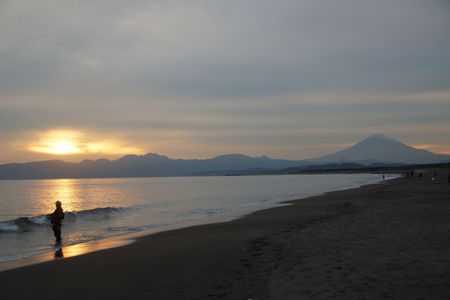 釣り人夕景＠辻堂海岸