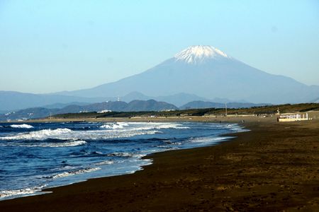 朝の富士山＠辻堂海岸