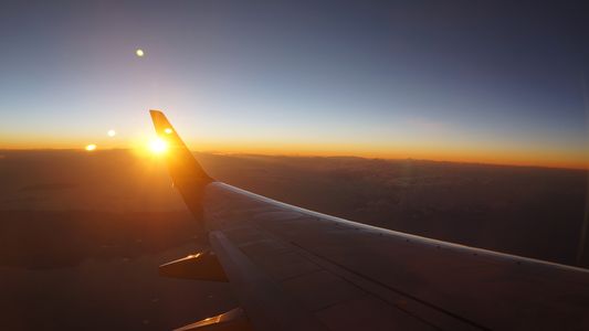 2016年、空の上からの初日の出