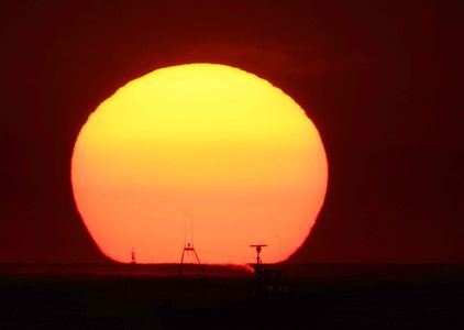 播磨灘に沈む夕日