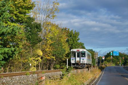 大沼公園付近の列車・大沼・駒ヶ岳