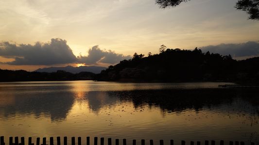南湖・那須岳の落日