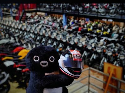 バイク屋さんにきたよ！