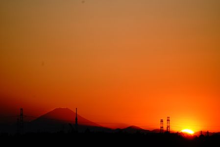 『 2024-02-12 の夕景・富士山、スカイツリー、三日月 』
