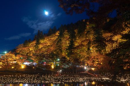 満月の夜の香嵐渓