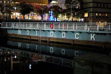 NO.1 DOCK