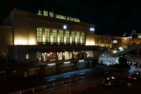 上野駅夜景