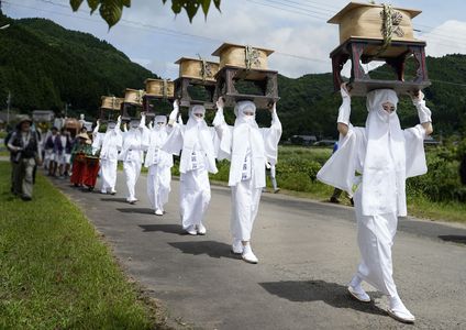 国造神社の御田祭