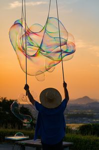 夕日とシャボン玉２