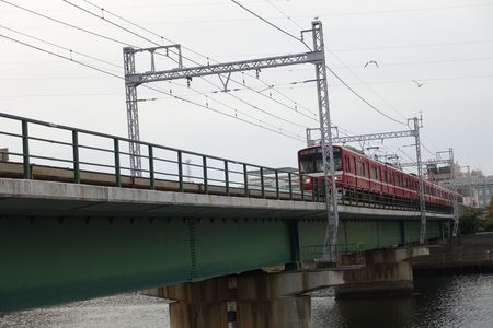 鶴見川橋梁走行_京急