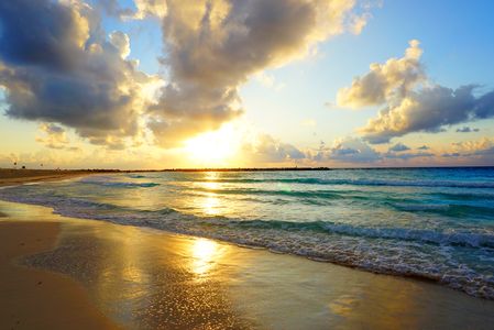 カリブ海と朝日