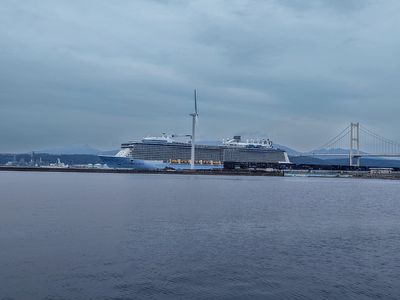 オベーション．オブ．ザ.シーズ初寄港