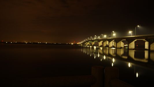 大橋の夜