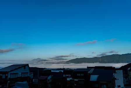 朝方の雲海