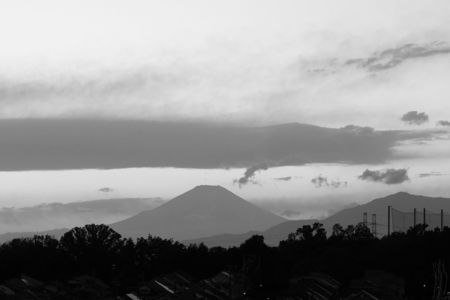 水墨画風の富士！ 