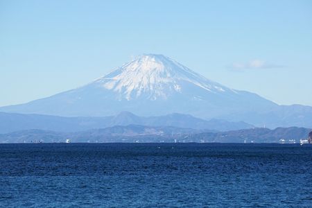 葉山港より富士山を