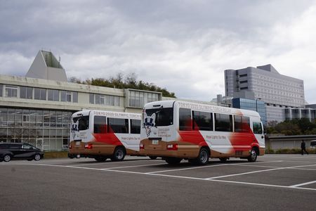 東京オリンピック聖火リレーオフィシャルバス