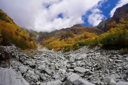 岳沢の紅葉