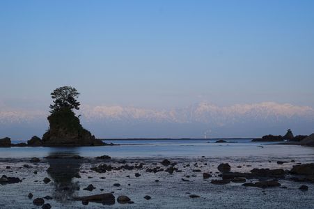 富山湾と立山連峰