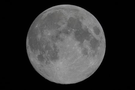 4月29日の月(DSC-RX10M4)