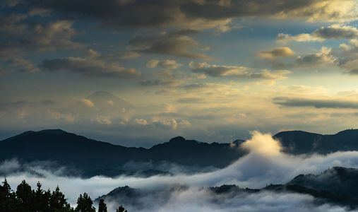 雲の波