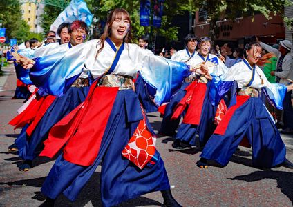 横浜よさこい祭り　良い世さ来い　(＾▽＾)/ 