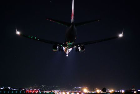 伊丹空港千里川堤防の夜景