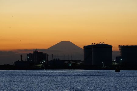 東京湾からの富士山