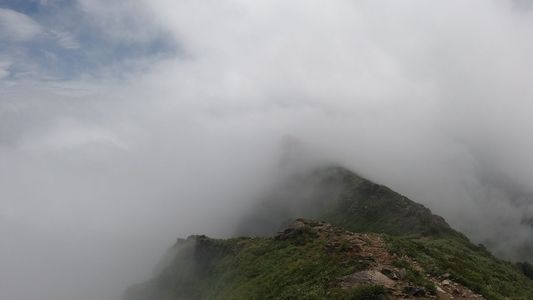 Mt. Tanigawa like "castle in the sky"