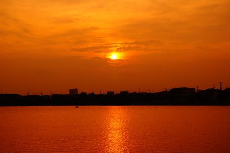 雲間からの夕陽