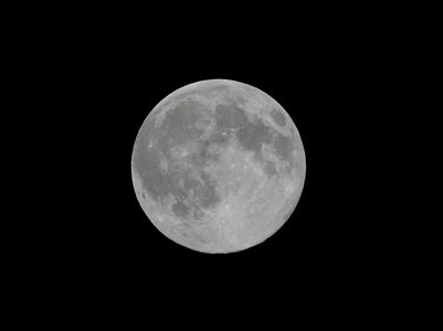 スーパームーン