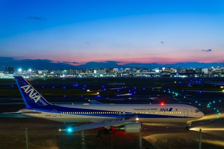 夜の福岡空港（２）