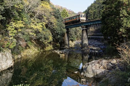 秋を感じる名松線へ①