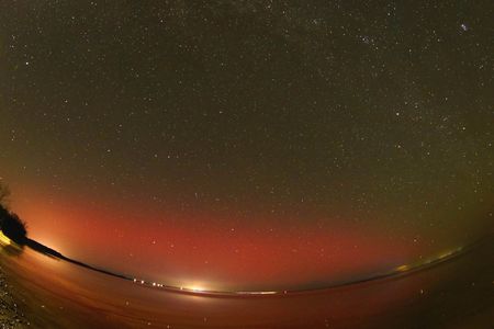 銀河とオーロラと