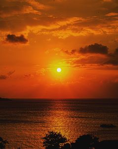 宮古島は前浜ビーチの夕陽。