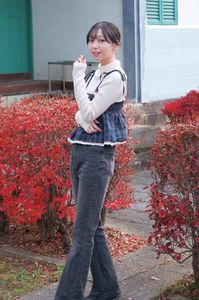 雫乃つむぎ さん