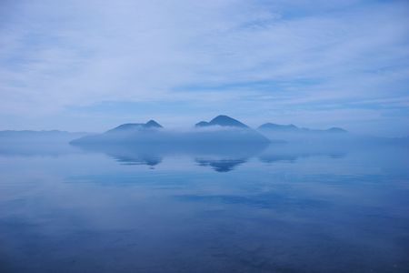 洞爺湖の青い世界