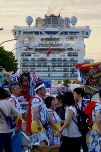 青森ねぶたにようこそ