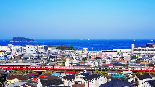 Keikyu Train in The Blue