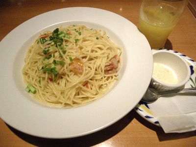 ツナとミニトマトのぺペロンチーノ(大盛り)