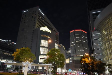 大阪駅前の夜景