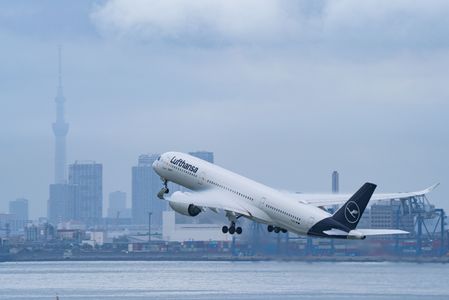 Lufthansa A350とSkytree