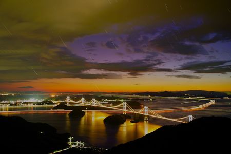 瀬戸内夜景（来島海峡大橋ライトアップ）