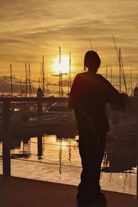 夕陽のヨット・ハーバー