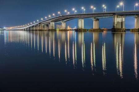 琵琶湖大橋夜景