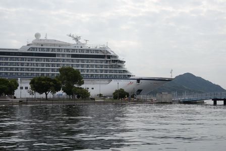 広島クルーズターミナル「バイキングビーナス入港」