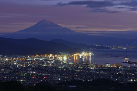 明け方の富士山