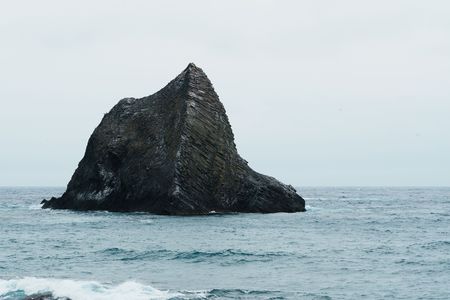 西積丹の岩